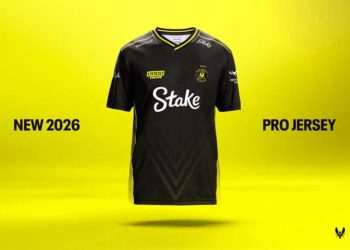 Compressed by jpeg-recompress