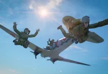 Several paratroopers jump from an aircraft during a landing in Enlisted