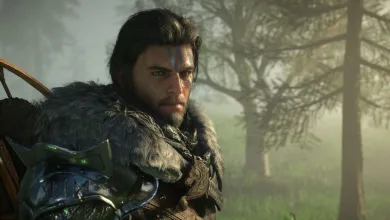 Kliff stands in a forest wearing fur-trimmed armor in Crimson Desert