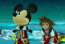 Sora and Mickey Mouse standing together in Kingdom Hearts gameplay