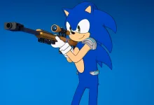 Sonic the Hedgehog aims a rifle in Fortnite