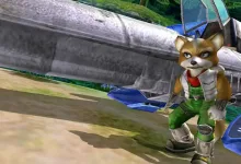 Fox McCloud stands beside an Arwing in Star Fox Adventures