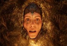 Senua faces forward, framed by rippling golden textures in a dark scene.