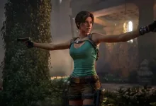 Lara Croft aims dual pistols in a dim, overgrown interior in Tomb Raider: Legacy of Atlantis.